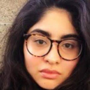 Meet your Posher, Krystal